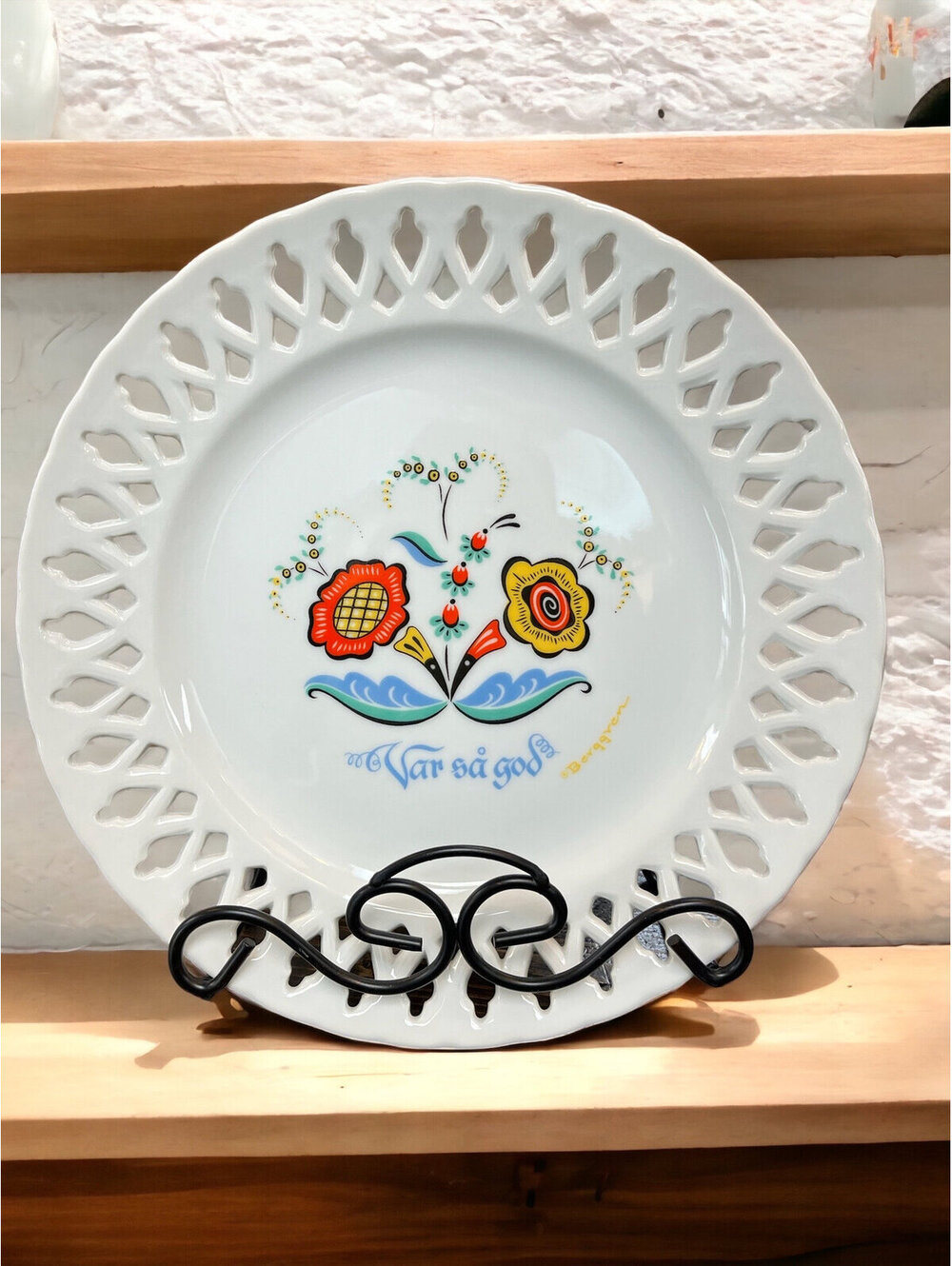 Mid-Century Berggern Trayner Decorative Plate